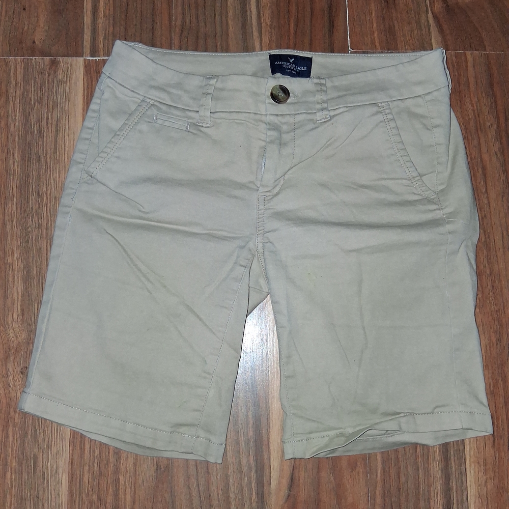 American Eagle Outfitters Women's Beige Bermudas